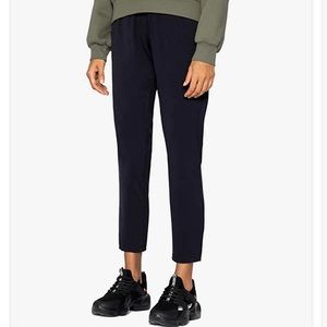 NWT AJISAI 7/8 Women’s Joggers Travel Pants with Pockets size small